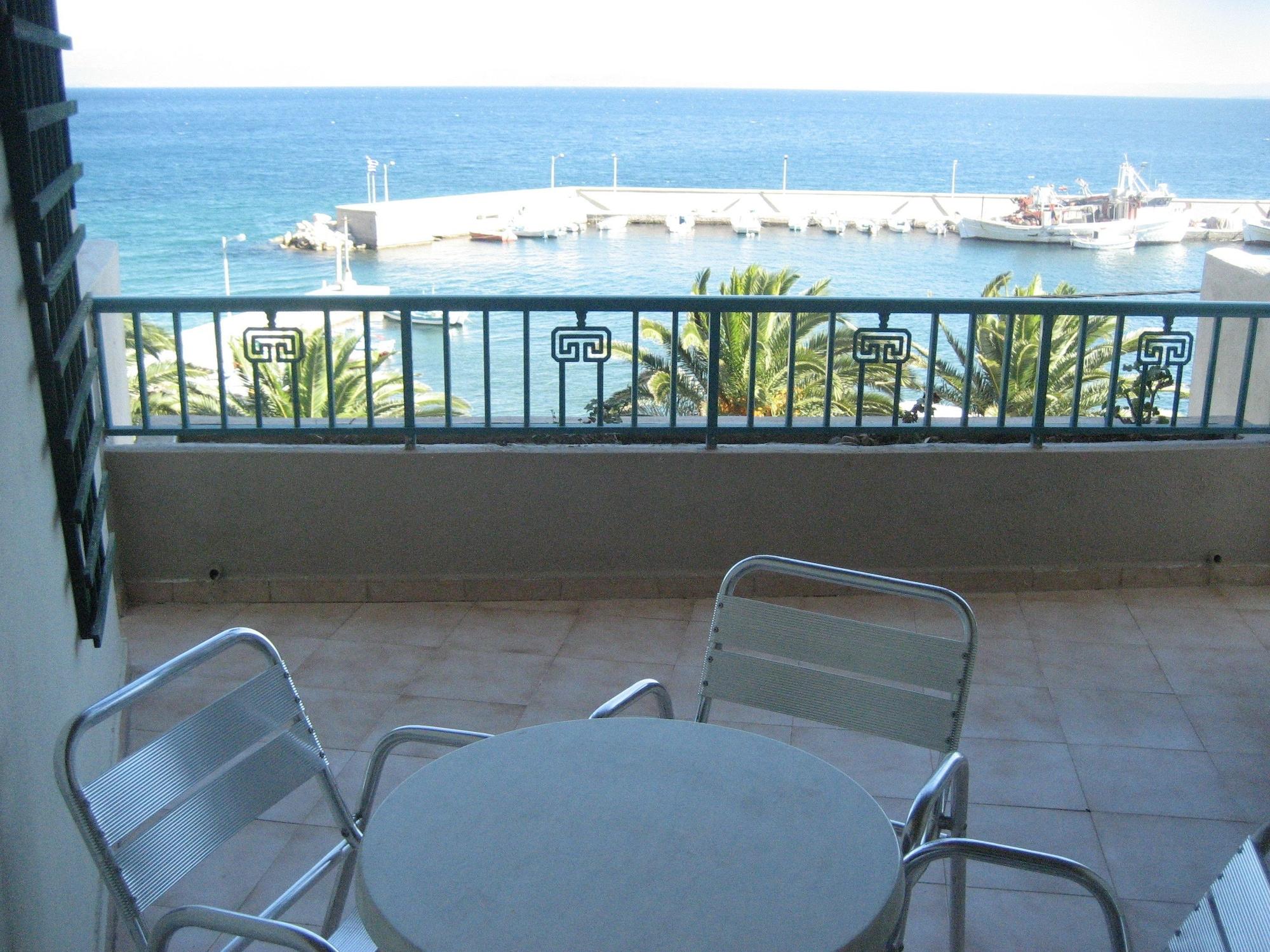 Kyveli Hotel Apartments Vrontádos Екстериор снимка