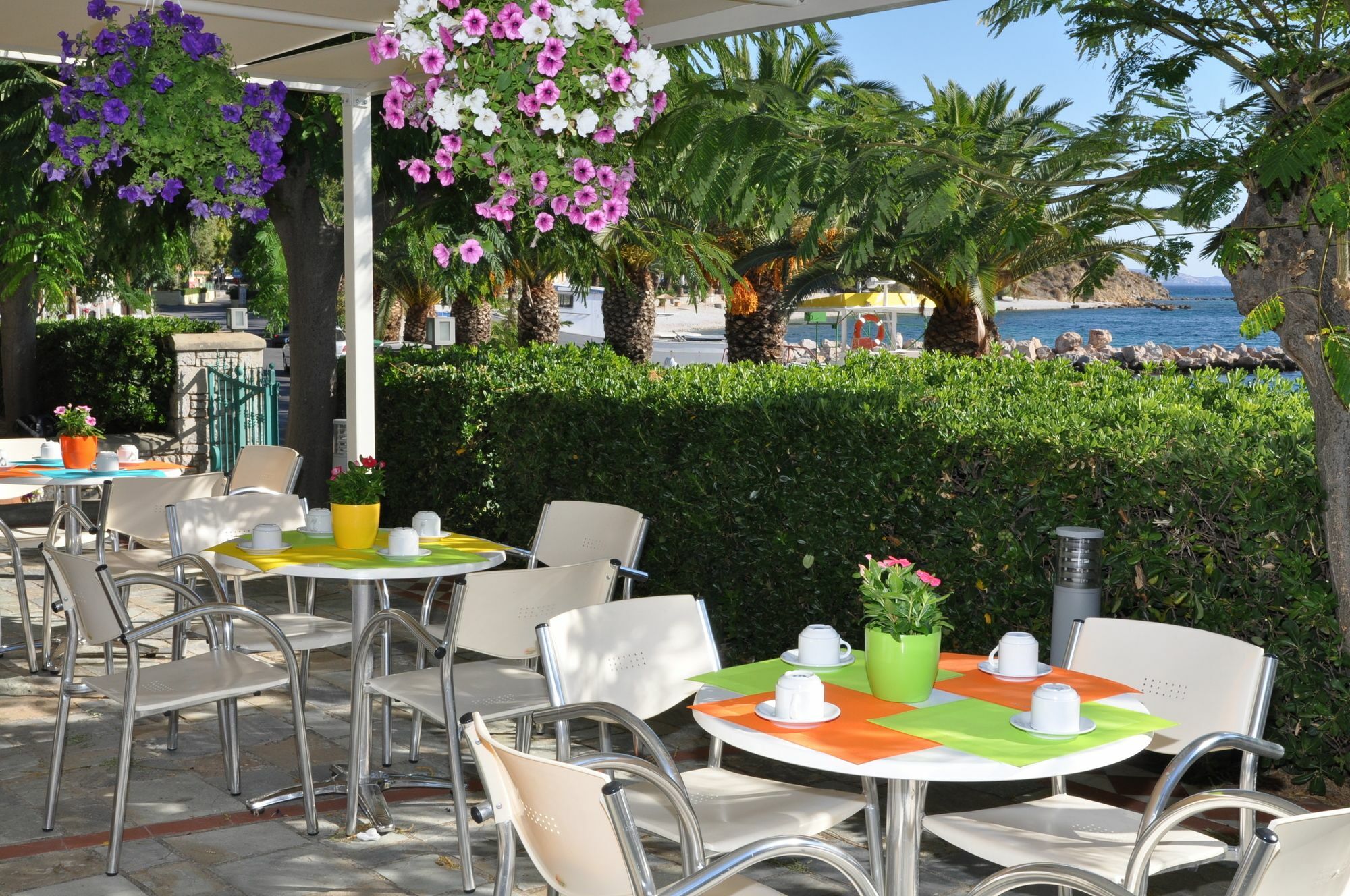 Kyveli Hotel Apartments Vrontádos Екстериор снимка