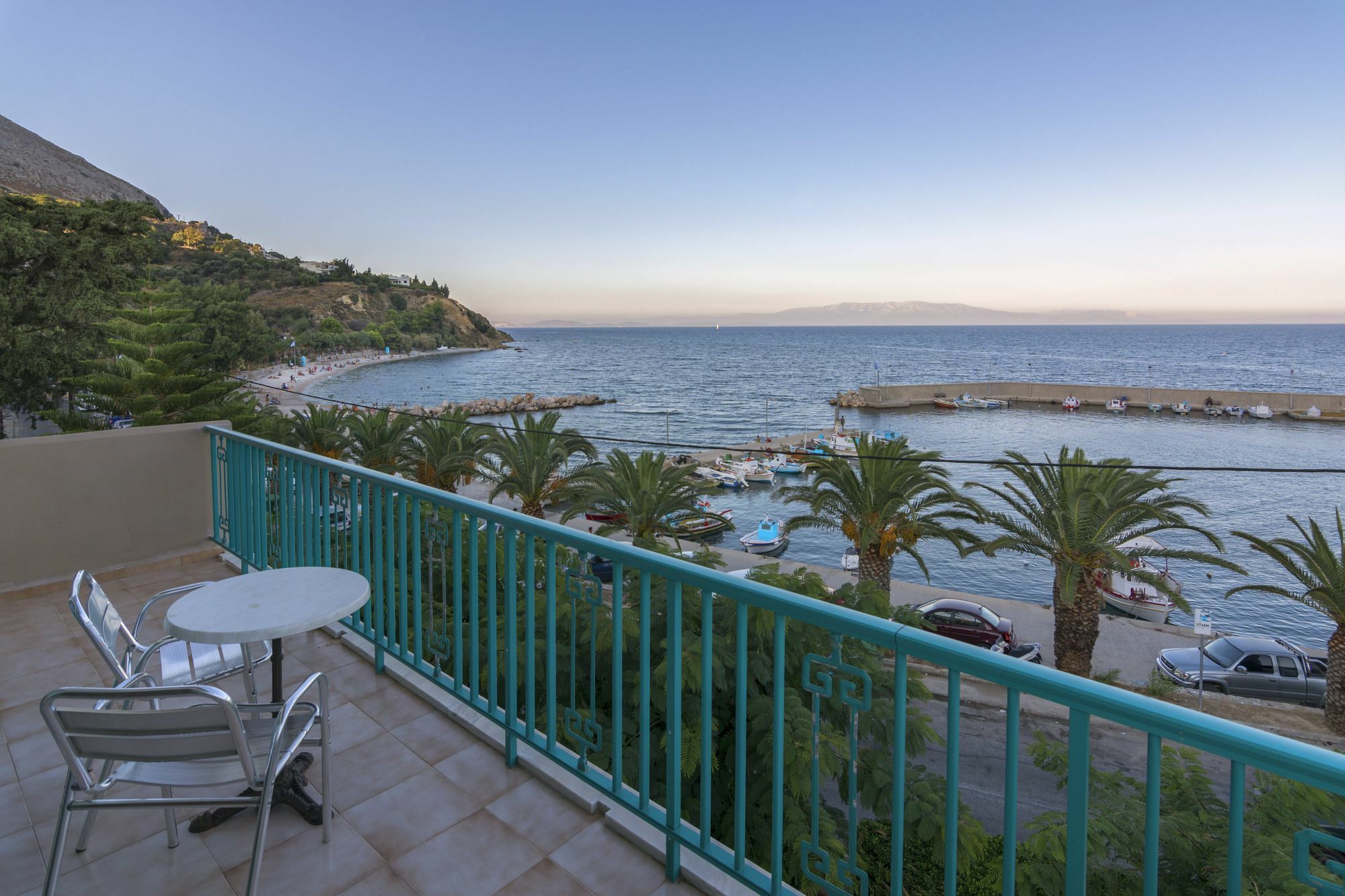 Kyveli Hotel Apartments Vrontádos Екстериор снимка