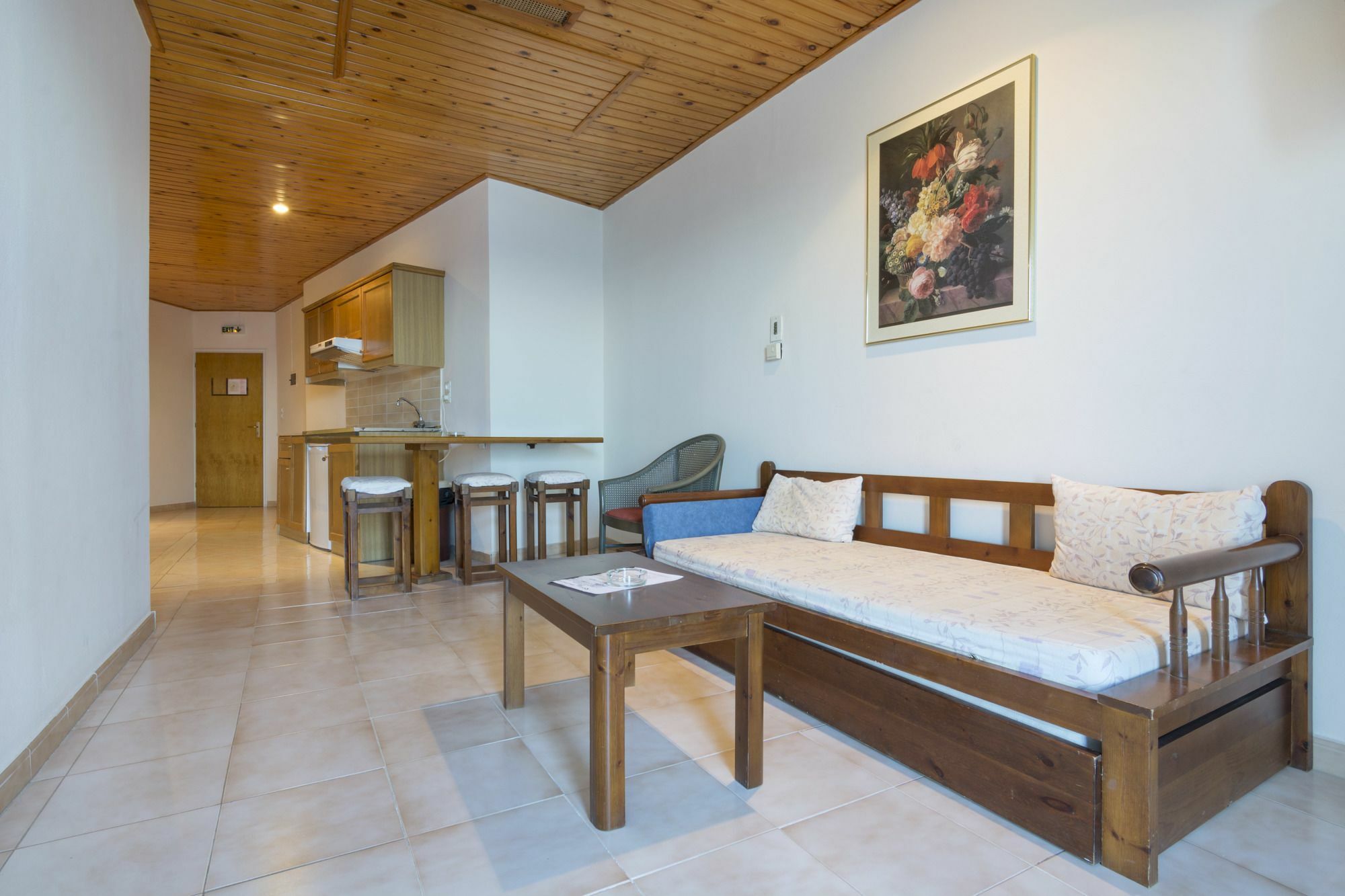 Kyveli Hotel Apartments Vrontádos Екстериор снимка